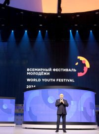 Ruský prezident Vladimir Putin při zakončení Světového festivalu mládeže v Soči