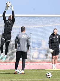 Gólmani Vítězslav Jaroš (vlevo) a Jindřich Staněk na tréninku fotbalové reprezentace