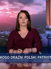 Moderátorka Zpráv Polské televize Danuta Holecká a titulek Koho dráždí polský patriotismus?