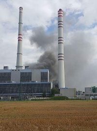 V elektrárně v Dětmarovicích na Karvinsku hořelo, vzplála zde vnitřní vestavba absorbéru.