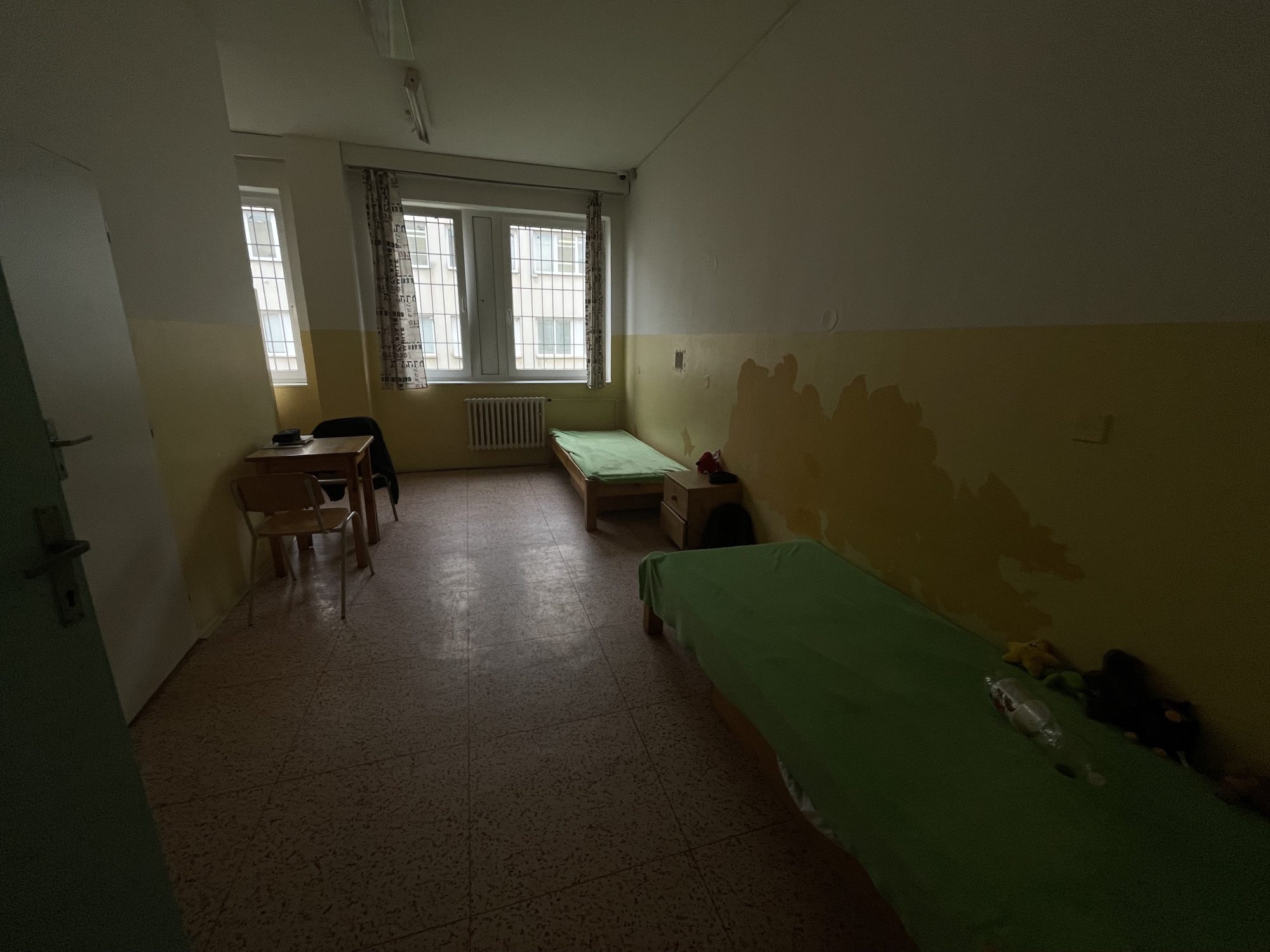 Pokoj na chlapeckém oddělení v dětské psychiatrické nemocnici v Lounech | Foto: Anna Košlerová | Zdroj: Český rozhlas